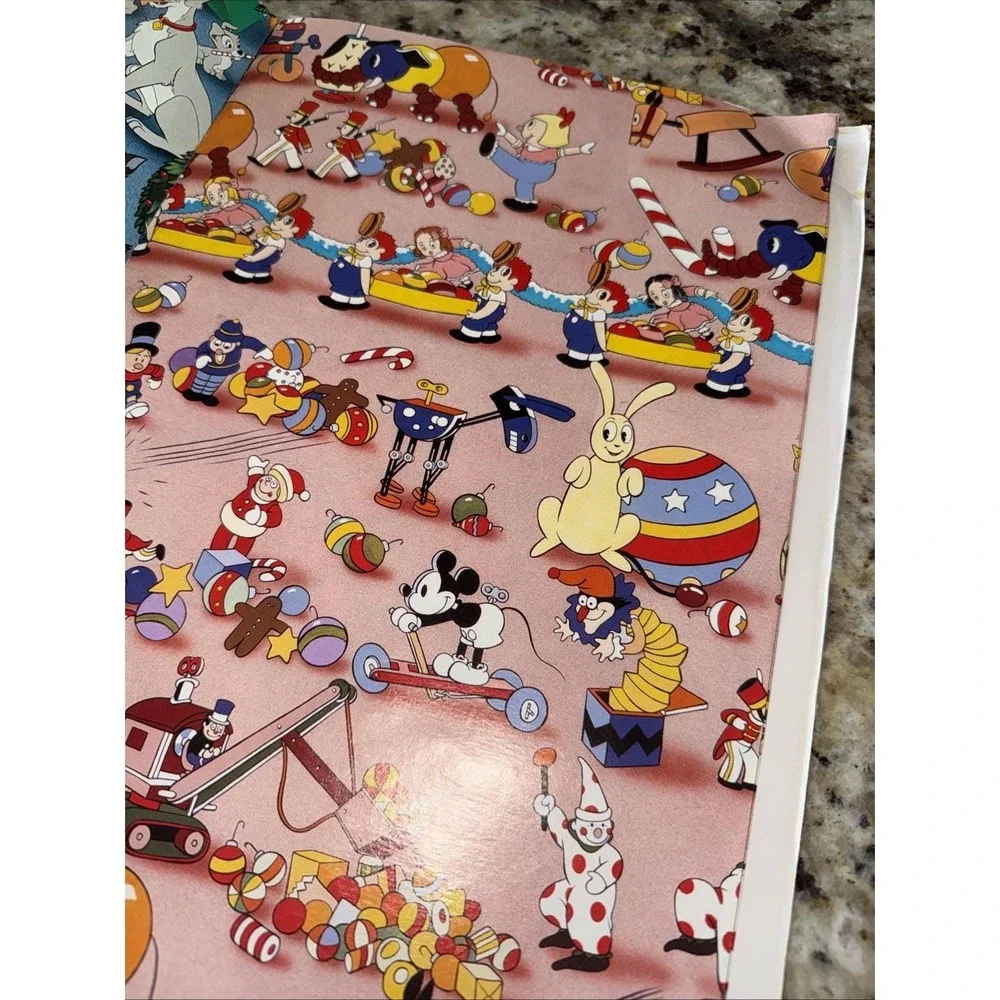 A Disney Christmas‎ Book 6 SectionsLeft Giftwrap  Vtg Wrapping Paper 1992 (5268)